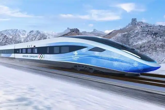 中国高铁再次引领全球地下100米穿越八达岭长城世界为之惊叹