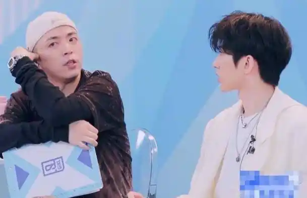 原创jonyj说女儿六斤八两谁注意蔡徐坤下一秒说了啥暴露常识