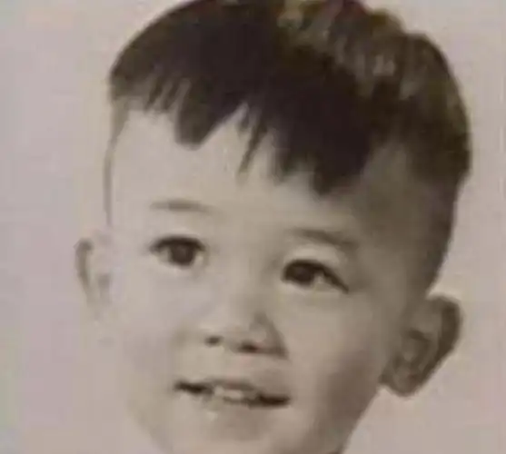 官方突然官宣!公开梁朝伟新身份,终于等到这一天,获得全网恭喜