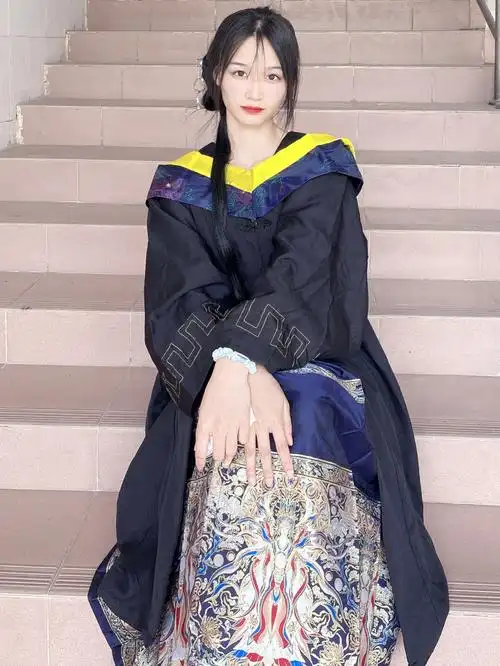 汉服马面学士服