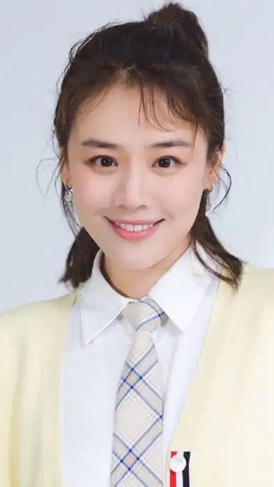 谁说大骨架女生显胖跟着影后马思纯学穿搭简约精致还很迷人