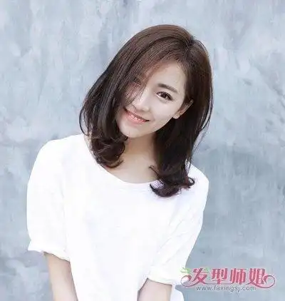 头发少瓜子脸适合哪种短发 额头高瓜子脸女生发型