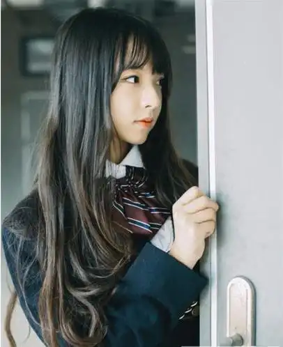 清新中长发发型图片:2017夏季发型就选小清新-昕薇网