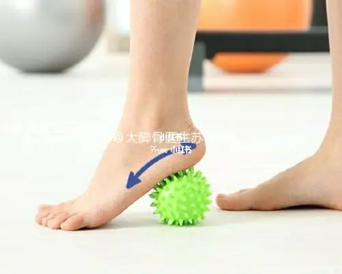 大脚骨拇外翻矫正一个月后可以尝试这些锻炼