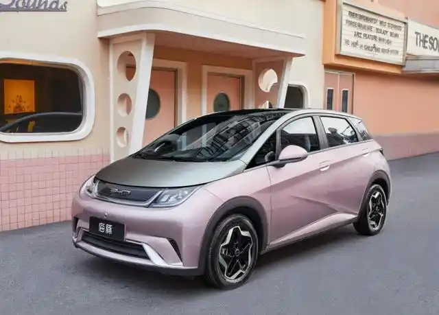 颜值才是硬道理!推荐三款适合女生的热门纯电动车型