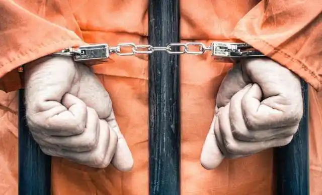 55岁男子坐牢25年出狱后又作案 称牢房比在家好