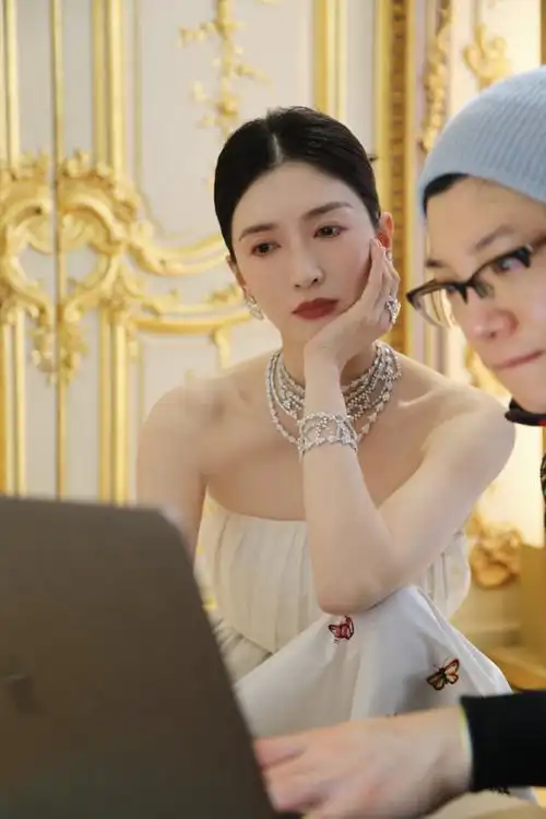 江疏影法式浪漫大片