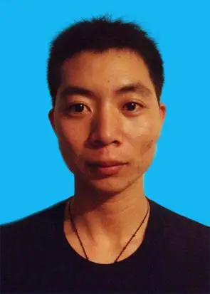 求大神帮忙p成蓝底一寸证件照,万分感谢.