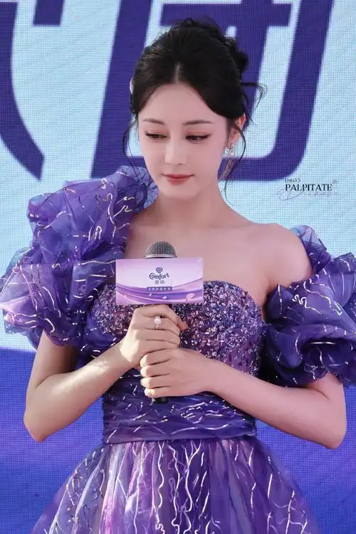 迪丽热巴暗黑魔女##今日星拍放送##迪丽热巴紫罗兰公主