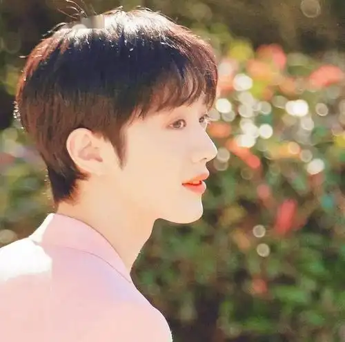 微信头像赖冠霖