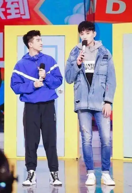 个个超过一米九,女演员搭戏都要踩箱子_身高_胡一天_陈飞宇