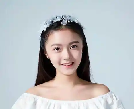 张嘉译《我的体育老师》马莉的饰演者赵今麦