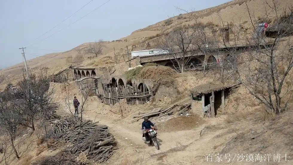 来自西部贫困农村的大学生,却多次挂科,未拿学位而离校!惋惜!