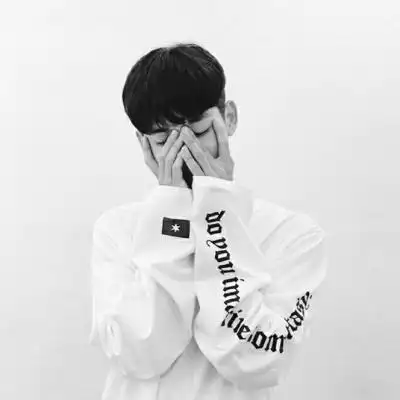 微信头像男生霸气黑白 社会_微信头像_我要个性网