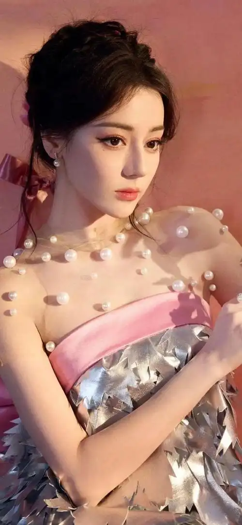 迪丽热巴高清壁纸.