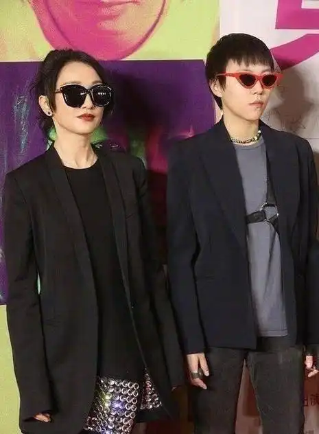 遗产绝不留给父母王菲女儿窦靖童出言不逊被周迅带坏了