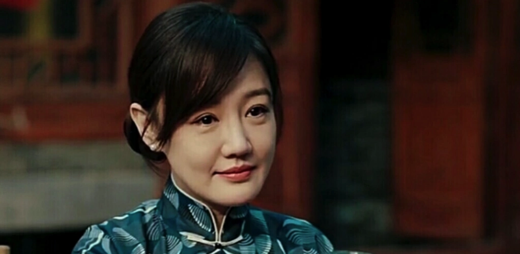 薛佳凝首曝淡出娱乐圈原因42岁仍单身网友意难平她与胡歌