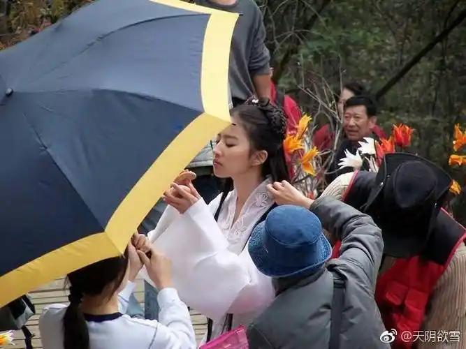 刘亦菲 小龙女 2006电视剧《神雕侠侣》片场花絮