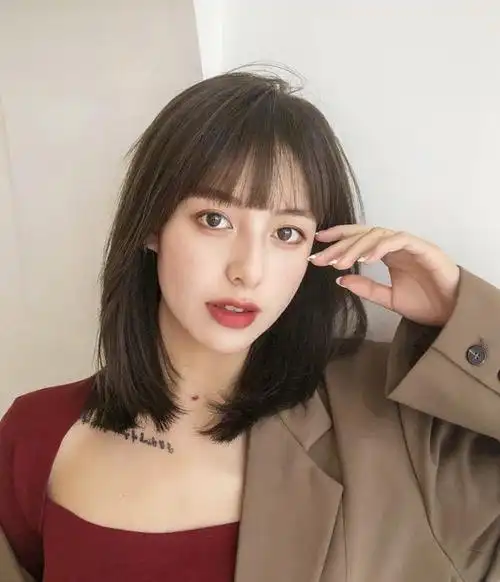 2021年最新发型圆脸(2021年大圆脸短发减龄发型图片)-天晟网