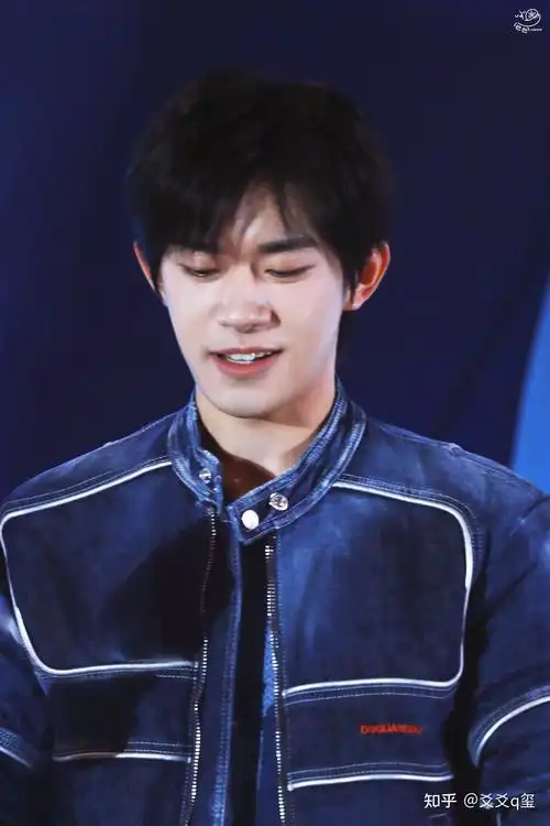 易烊千玺的笑容有什么特点