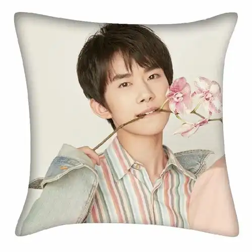 易烊千玺抱枕定制同款tfboys四周年写真腰垫靠垫双面图生日礼物