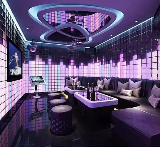 年轻主题包厢效果图
