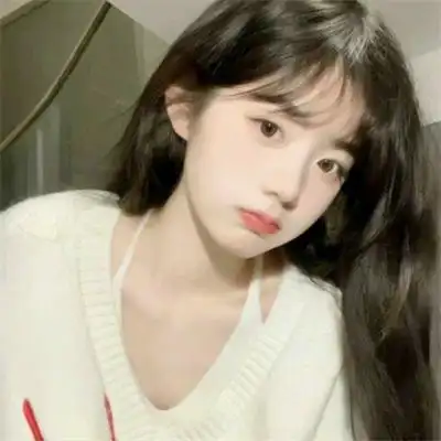 看起来纯欲干净的可爱女生头像