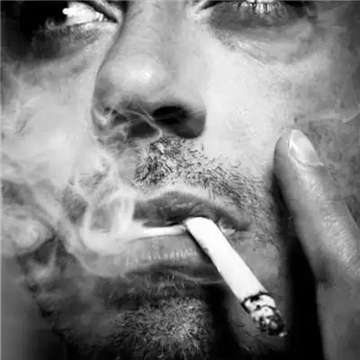 超拽男生黑白头像 霸气成熟范男生抽烟头像