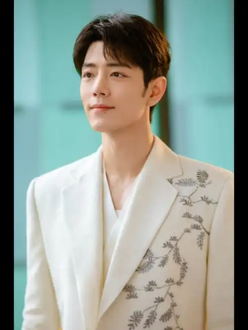 肖战 | 笑容背后的故事 是真诚的肖战啊