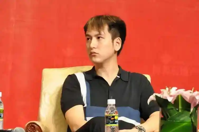 中国最帅的单身总裁("汤臣少主"汤珈铖)