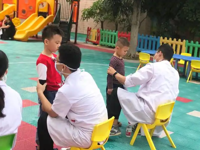 体检护航,健康相伴 ——明珠幼儿园