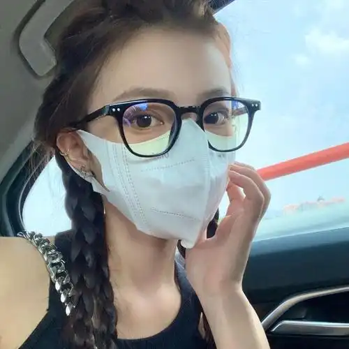 素颜gm眼镜女潮ins风黑框方形网红款近视眼镜框架防蓝光辐射平光