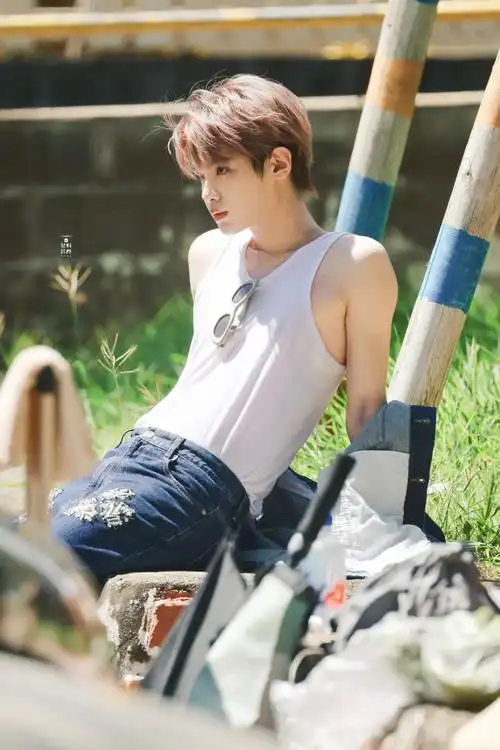 justin黄明昊0219生日快乐