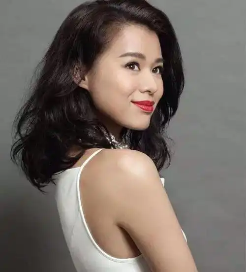 香港当小三出名的女星(她曾是香港最丑港姐)