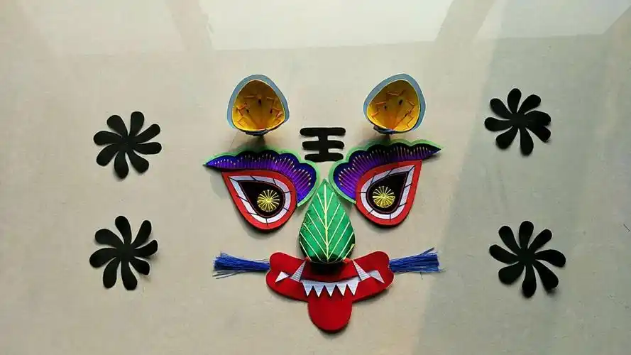 民间手工艺布老虎纯手工刺绣黎侯虎宝宝满月小老虎绣球香包挂件