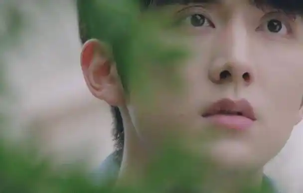 《冰糖炖雪梨》虐心预告:黎语冰说分手,棠雪果断同意,他却眼红了_喻言