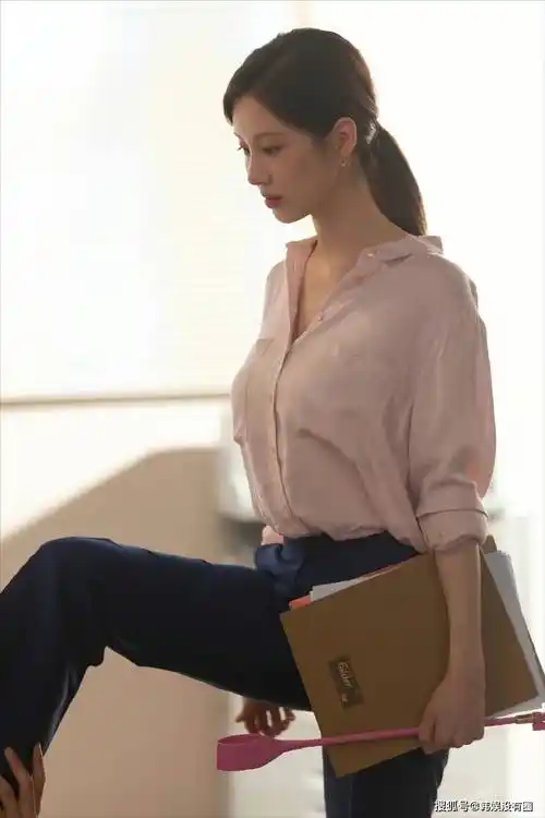 又是被少女时代成员徐贤身材欲到的一天