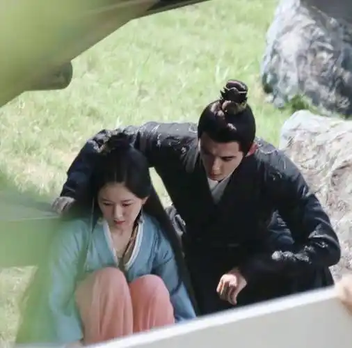 待播剧热度大洗牌肖战新剧排第9热巴热度仍不减榜首大尺度