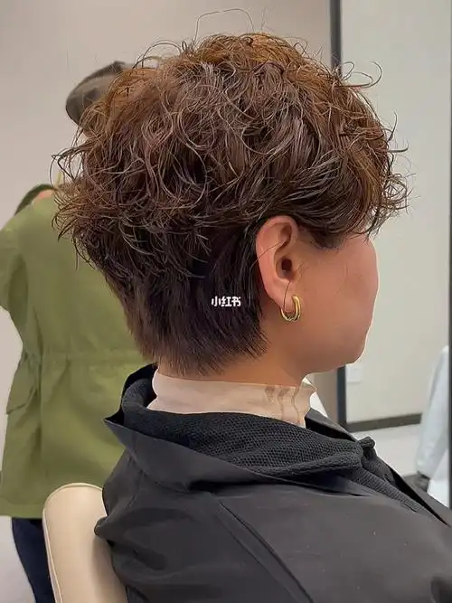 短发  #太原短发昱江  #短发烫发  #锁骨发  #太原染发  #太原发型