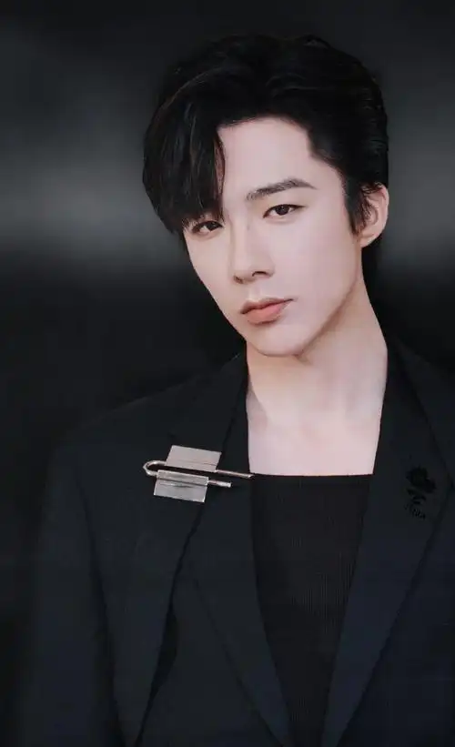 刘宇宁换公式照##刘宇宁魏劭##刘宇宁折腰