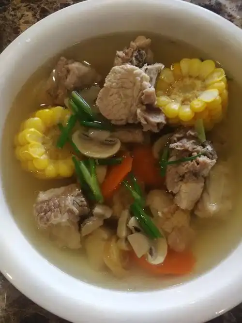 远观荷做的电饭煲煲汤