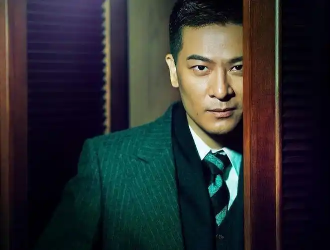 事实证明!"消失"已久的45岁于毅,早已走上了另一条大道!