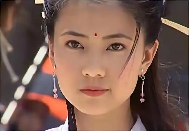 高圆圆情感路漫漫滕华涛难舍张亚东痛弃最终情定赵又廷