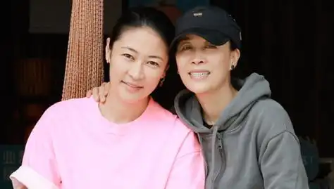 向往的生活5 老友记第5期:那英梁静互相评价金句频出 猜网络热词满脸