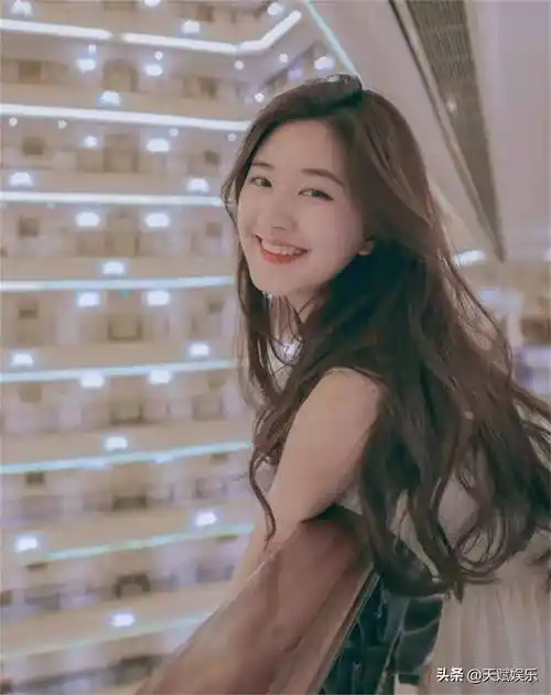 赵露思个人资料( 95后小花赵露思的成名史) - 八卦 - 搜娱网