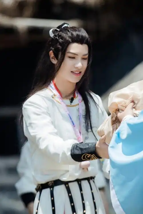 justin黄明昊密室大逃脱