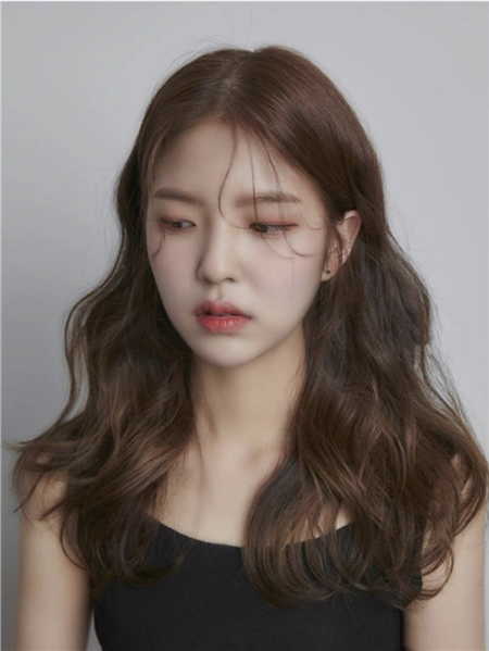 烟草棕色是什么颜色 烟草棕色头发染太黄怎么办_爱美网发型