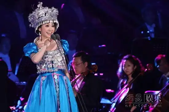 青歌赛民族唱法总决赛落幕 金婷婷斩获第三名