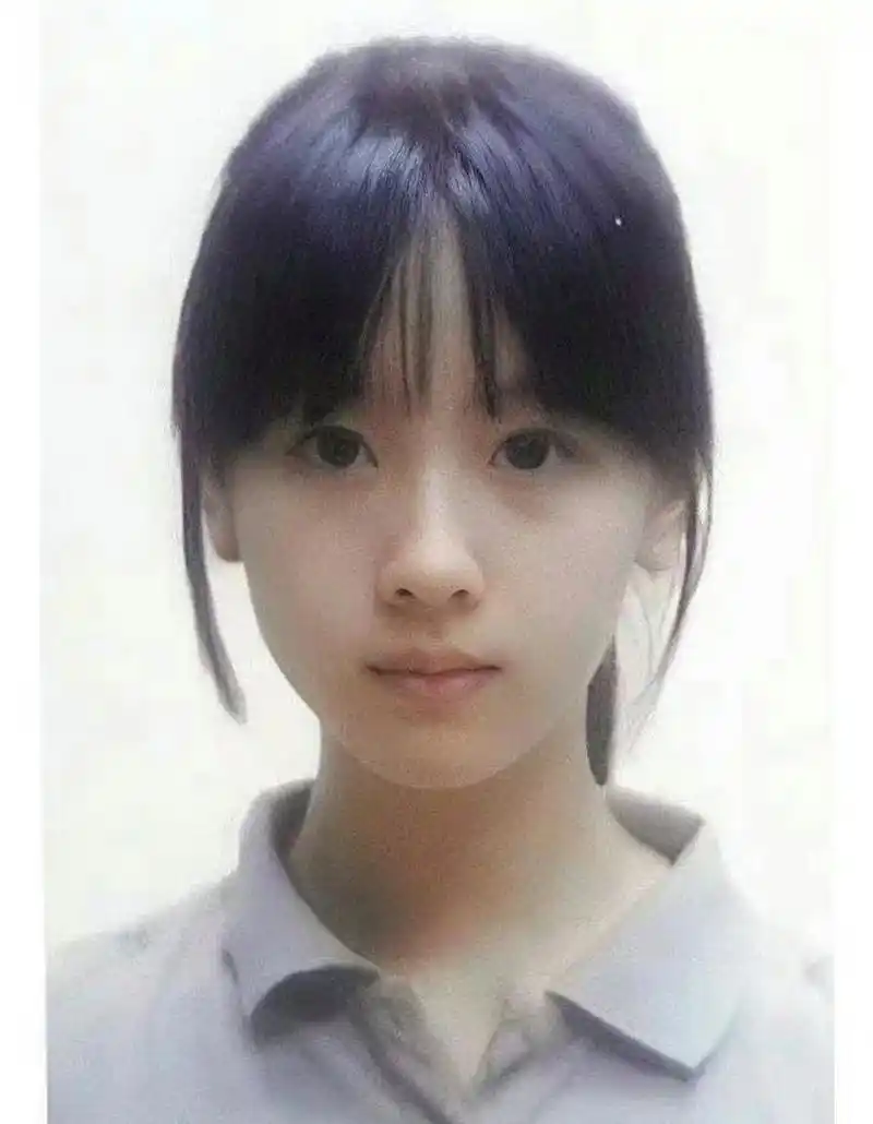 陈都灵大学时期真是灵气又优雅!