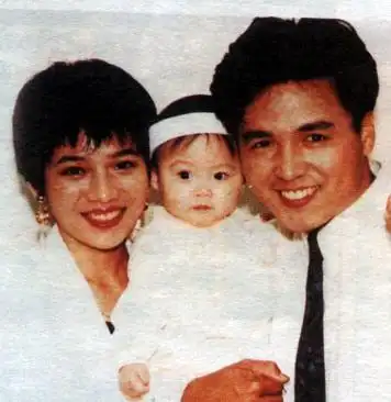 林瑞阳前妻曾哲贞个人资料和近况